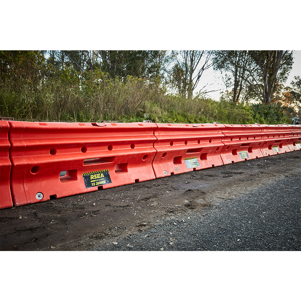 ArmorZone® TL-2 Water-Filled Barrier - Valtir