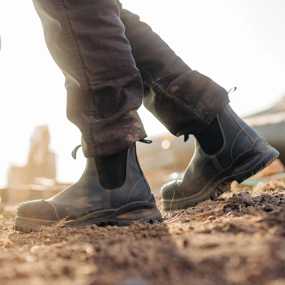 blundstone work boots 990