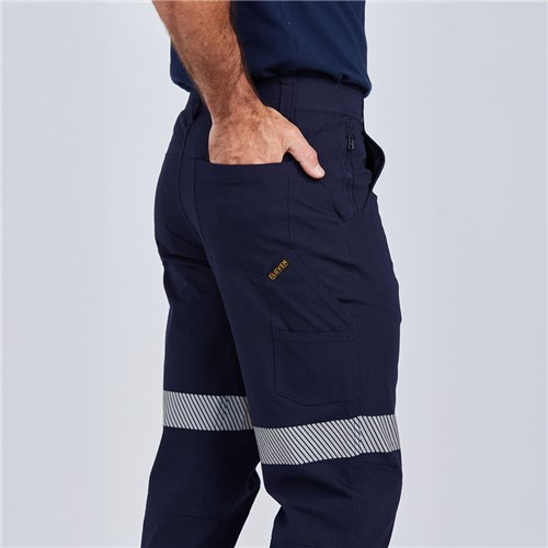ELEVEN MoveMax Cargo Cuffed Pant back pocket