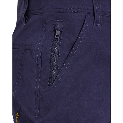 MoveMax Stretch Short with Utility pockets