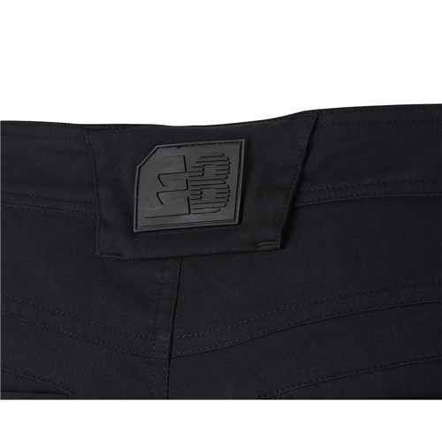 ELEVEN BLACK Tapered Motion Pant