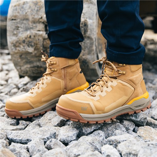 CAT propulsion safety boot - honey