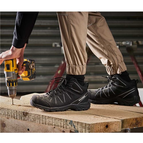 Wolverine carbon max safety shoes